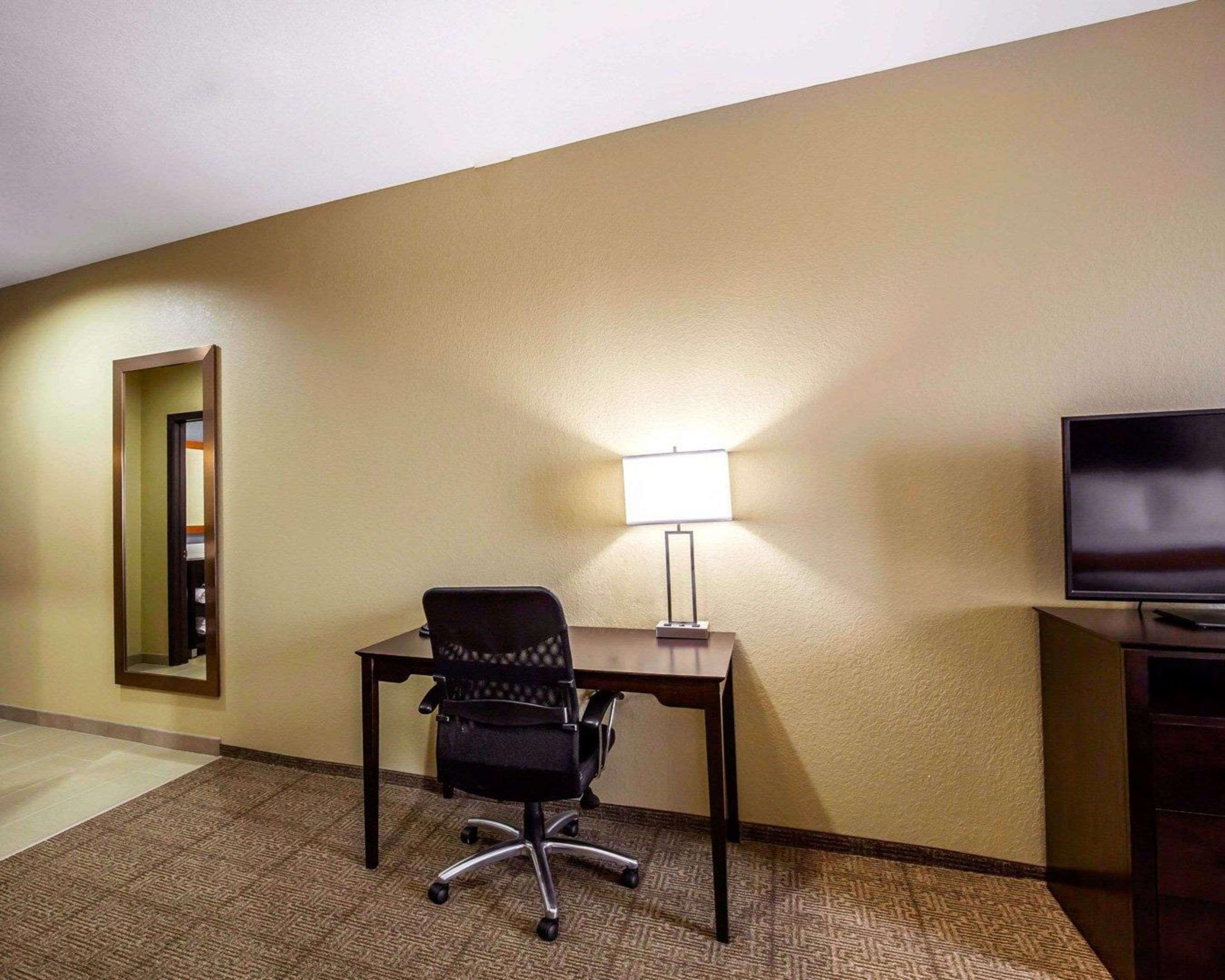 Comfort Suites Northwest - Cy - Fair Х'юстон Екстер'єр фото