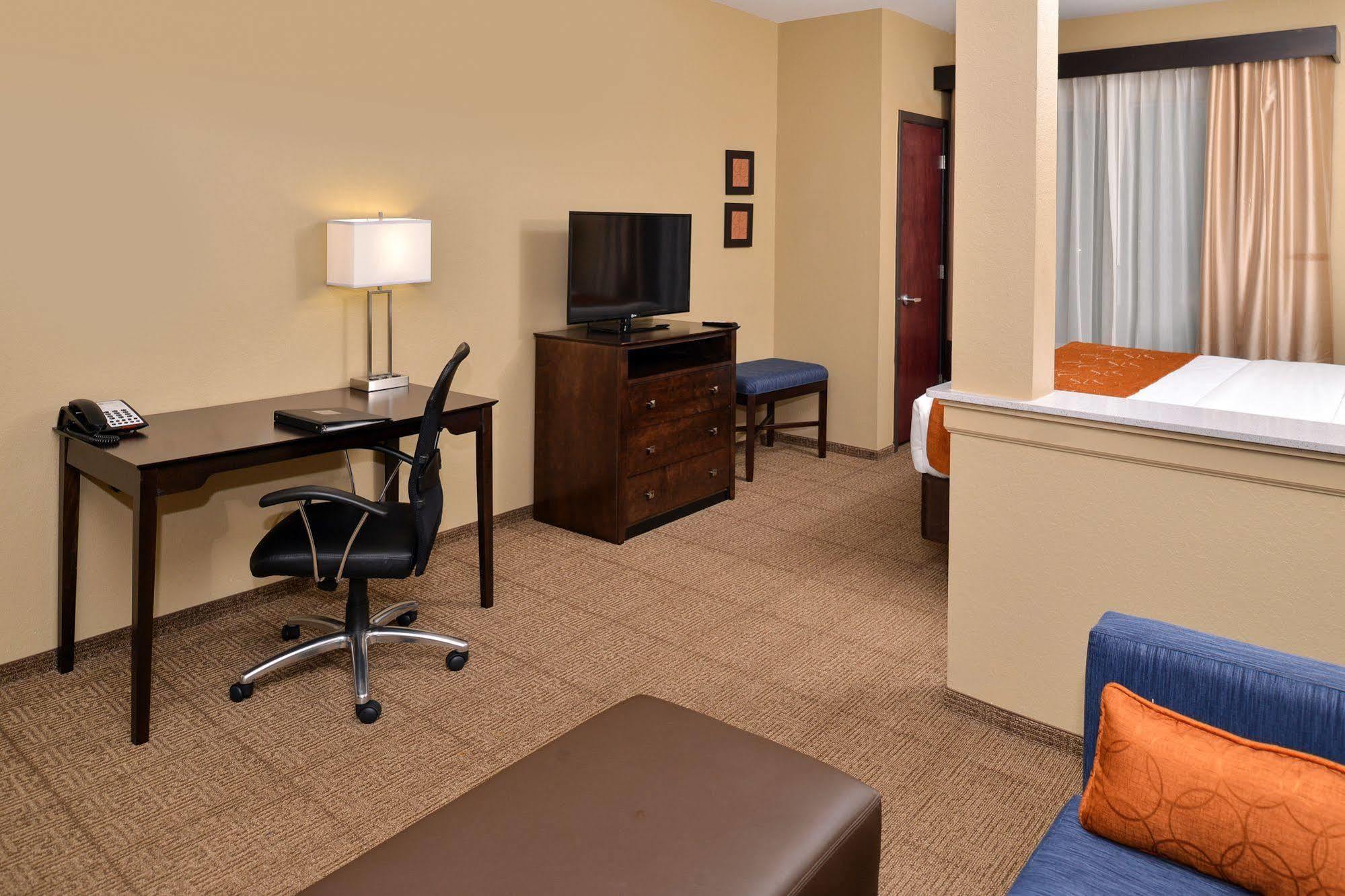 Comfort Suites Northwest - Cy - Fair Х'юстон Екстер'єр фото